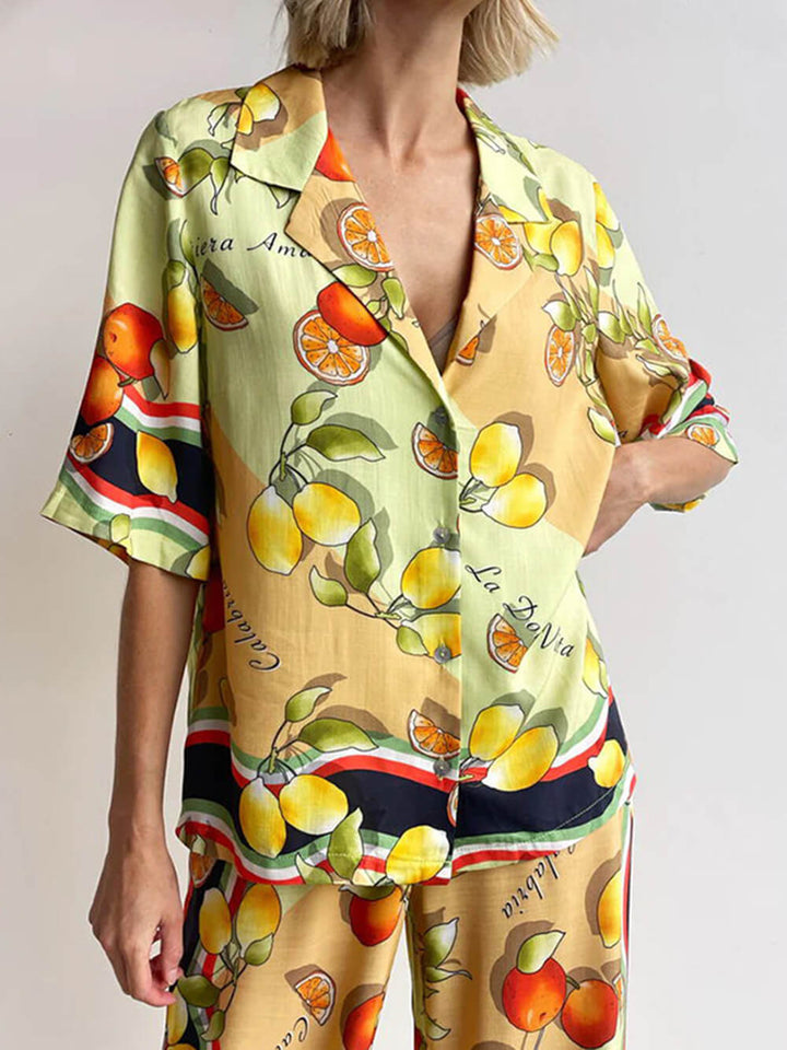 Camicia con risvolto monopetto con cardigan moderno con stampa limone