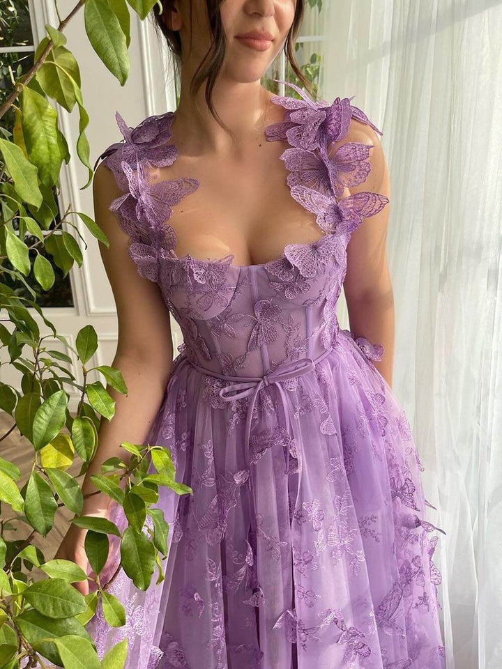 Robe longue de soirée élégante en tulle et dentelle papillon avec fente boule