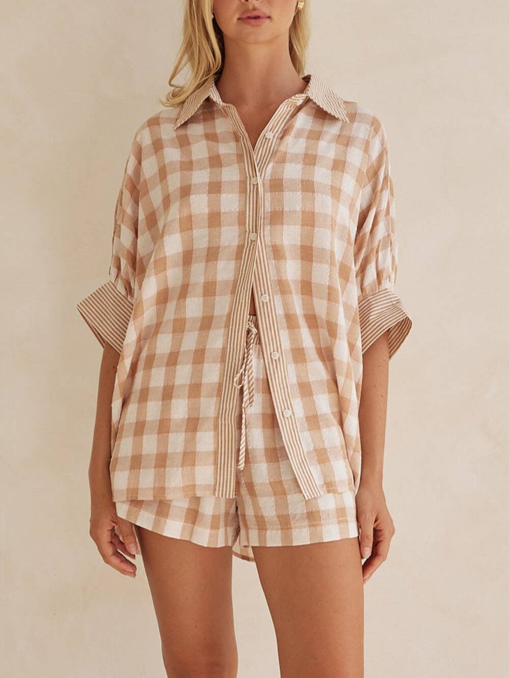 Sophisticated Modern Unique Check Print Button-Down Oversized Blouse