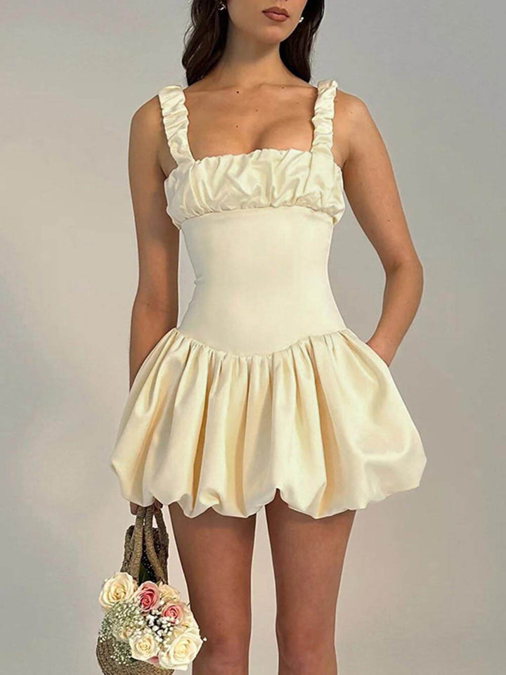 Vestido Mini Elegante Plissado com Bufante