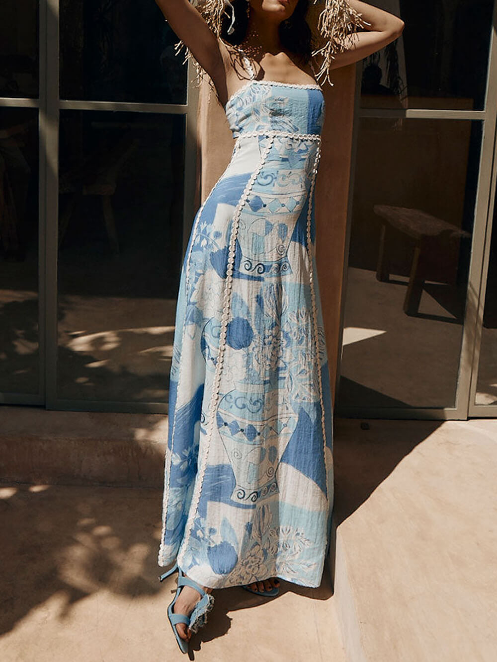 Abiti maxi svasati con scollo all'americana e stampa patchwork in pizzo unici