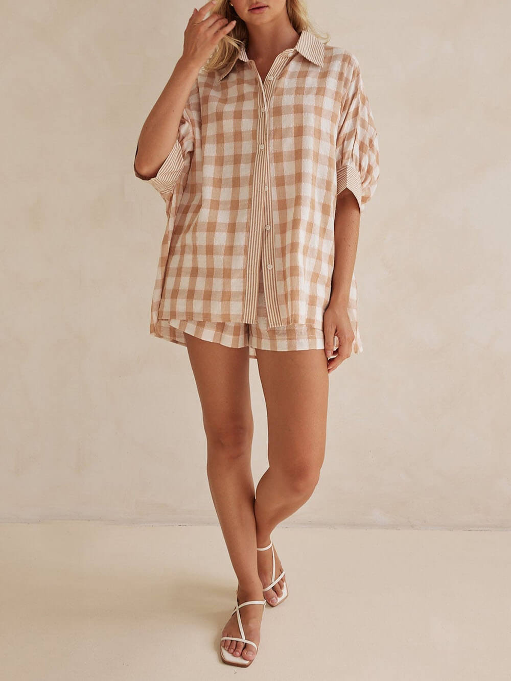 Sophisticated Modern Unique Check Print Button-Down Oversized Blouse