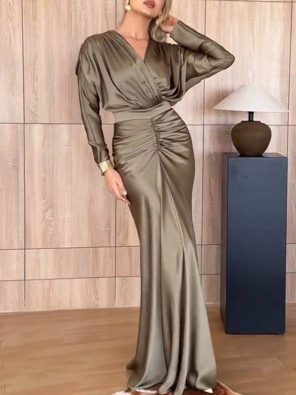 V-Neck Pleated Long Sleeve Maxi Dress