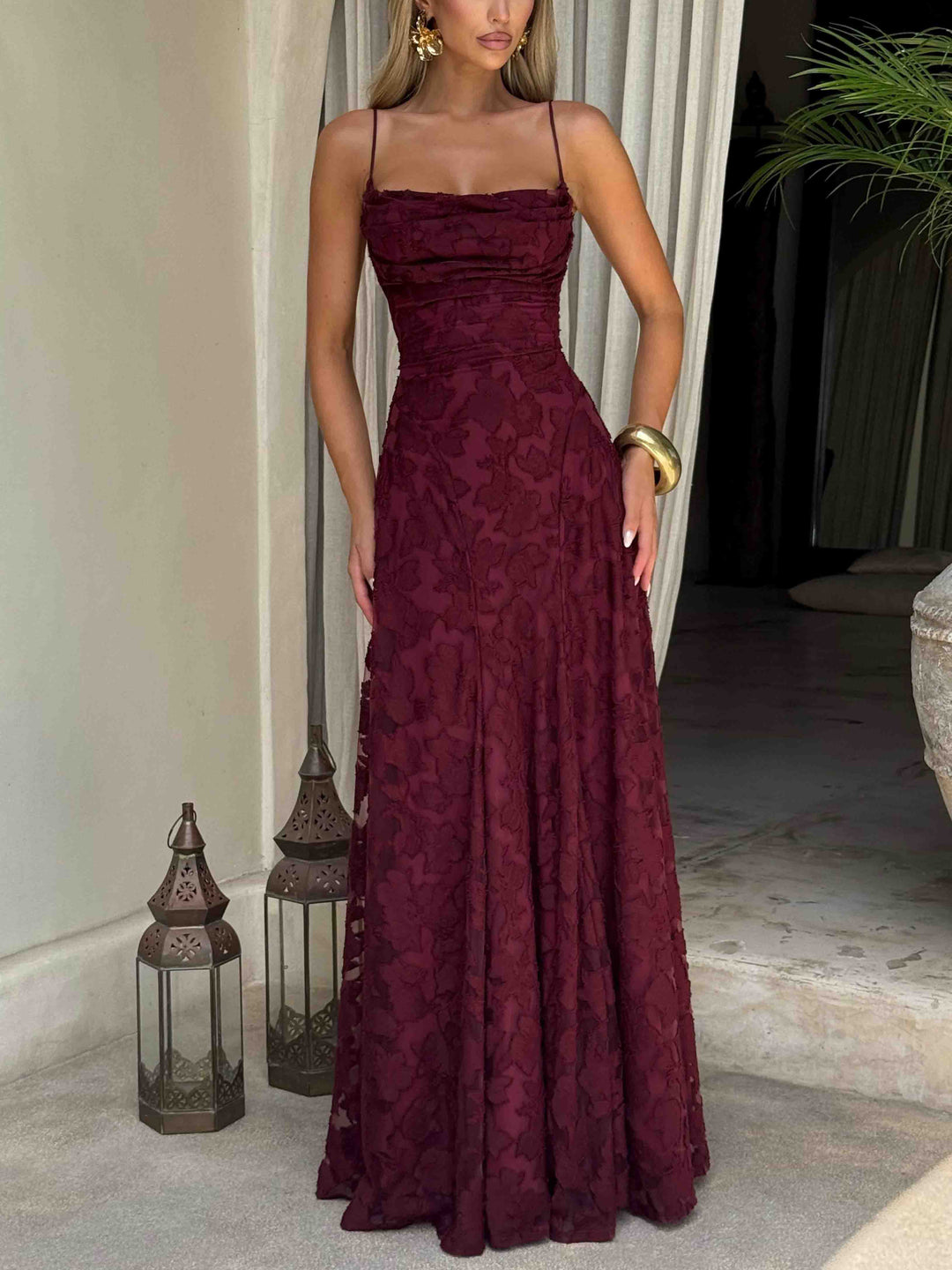 Elegant Floral Lace Spaghetti Strap Maxi Dress