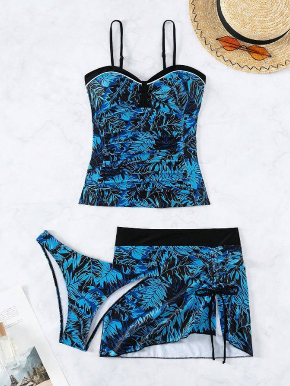 Ensemble tankini trois pièces avec jupe à imprimé feuilles de noix de coco