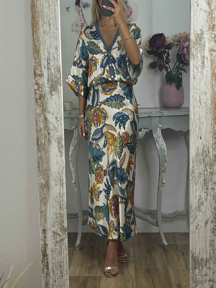 Retro Jungle Palm Leaf Satin Print Batwing Sleeve Shir