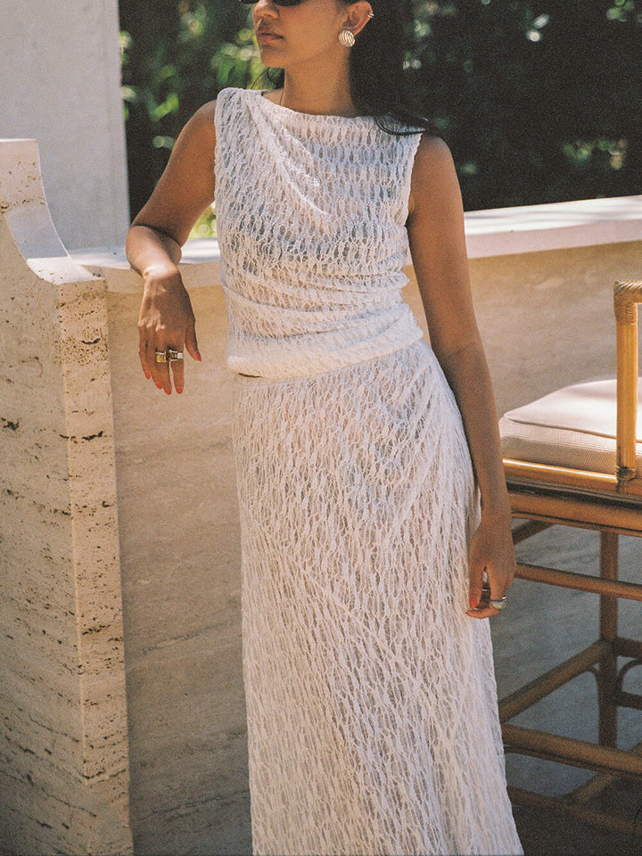 Delicate White Sleeveless Lace Tank Top