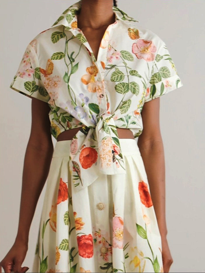 Retro Oil Painting Floral Print Short Lace-up Shirt
