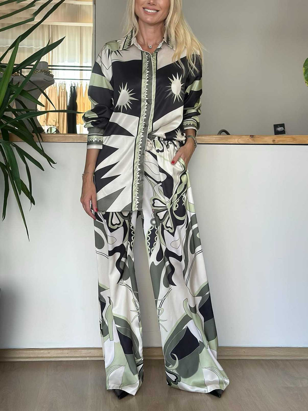 Unique Abstract Print Wide-Leg Satin Pants