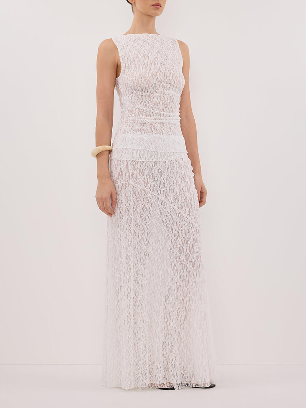 Delicate White Sleeveless Lace Tank Top
