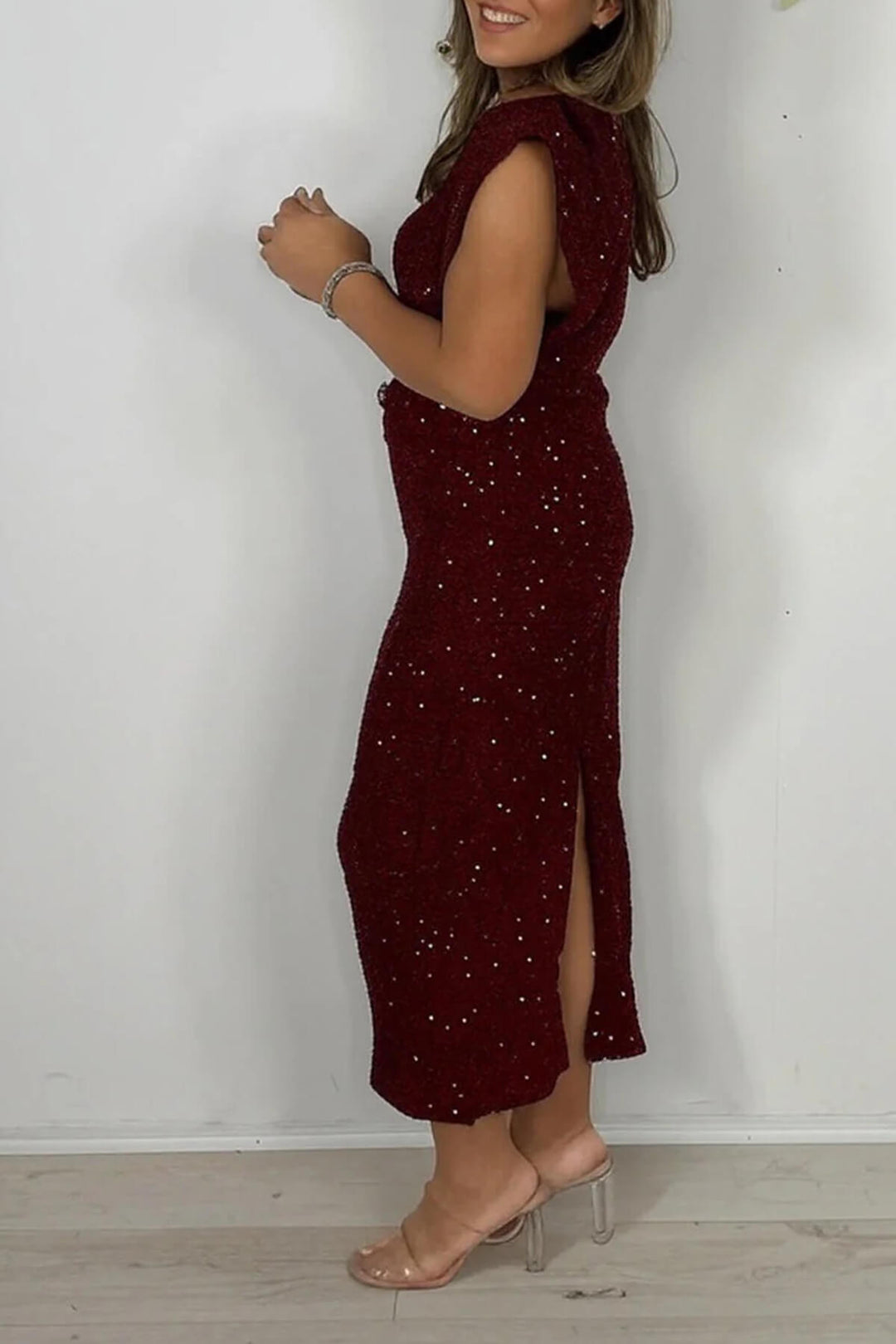 Exquisite Sequin Textured V-neck Midi Dress