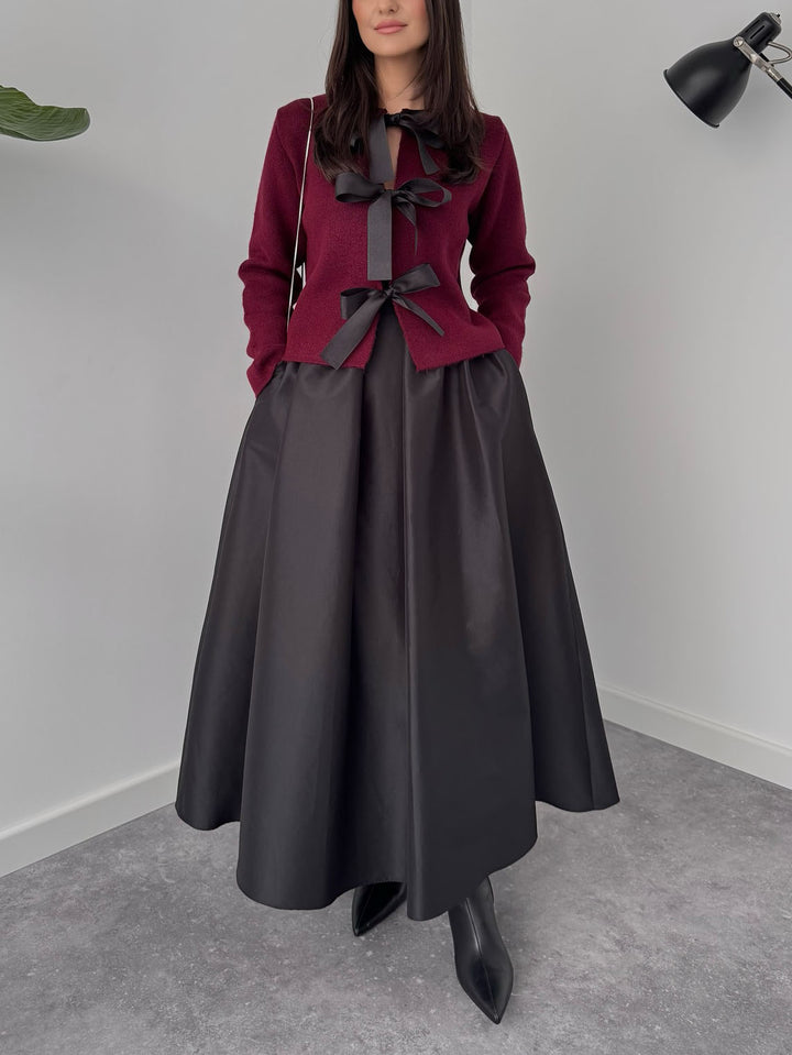 Elegant Bow-Embellished Knit Cardigan