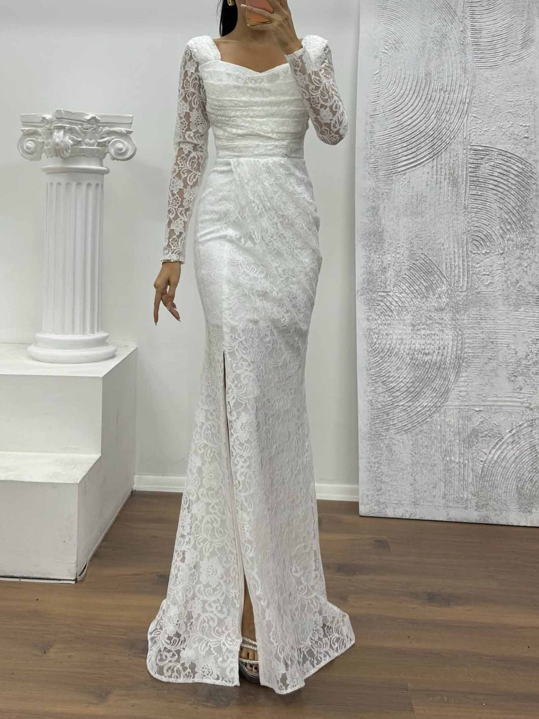 Elegant Lace Slit Maxi Dress