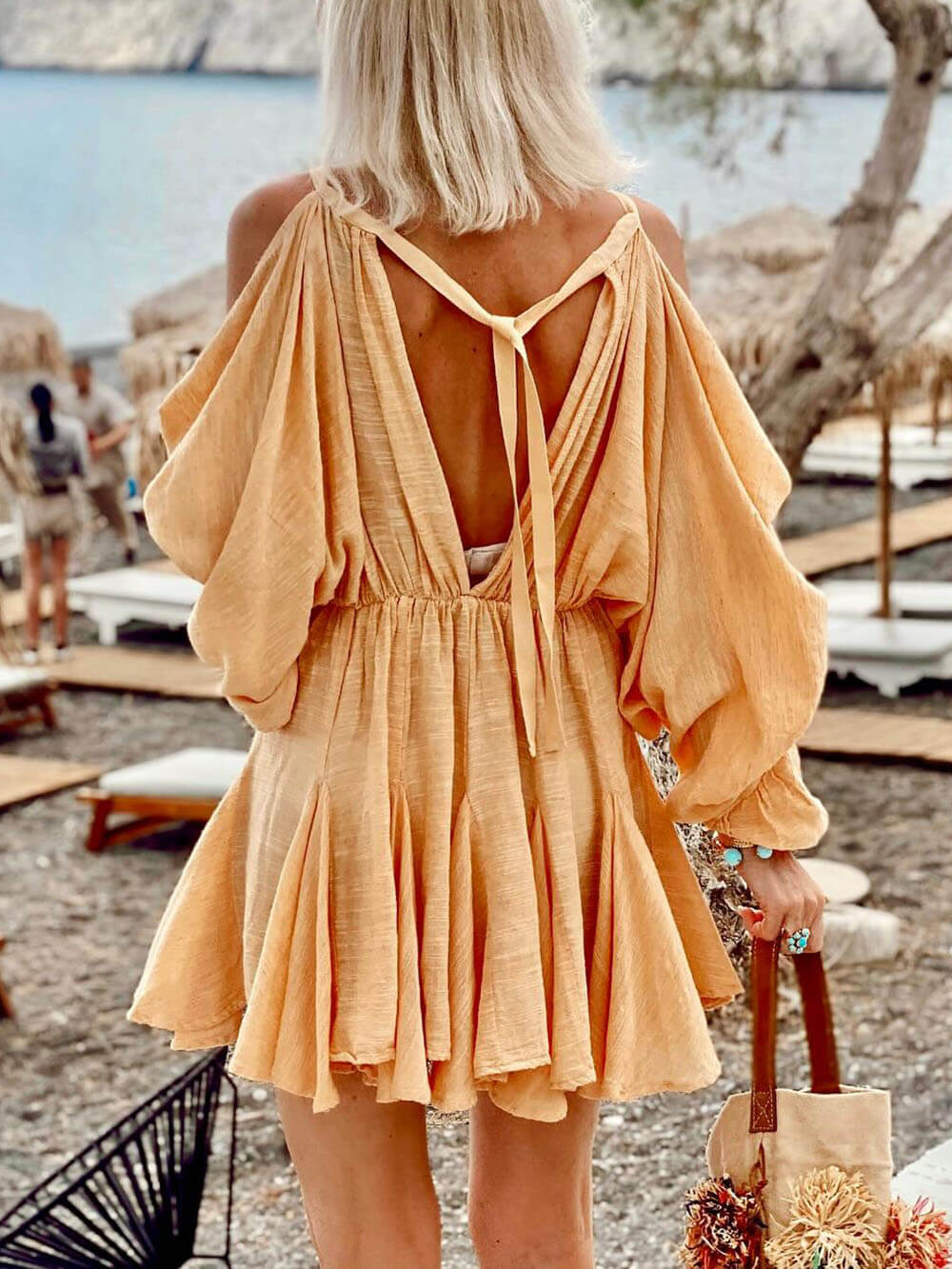 Fashionable Cold Shoulder Ruched Balloon Sleeve Pleated Hem Loose Mini Dress