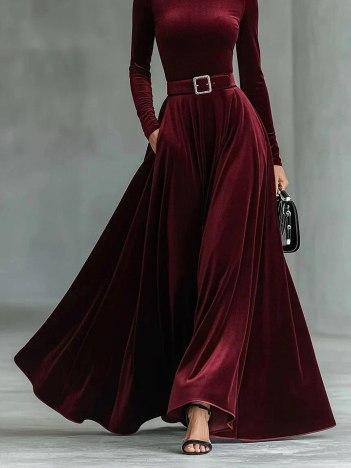Elegant High-neck Velvet Long-sleeved Maxi Dress