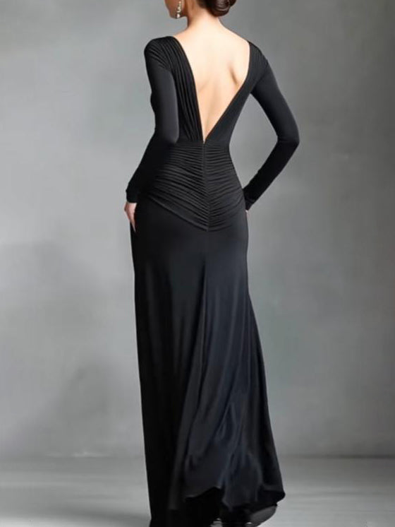 Elegant Long-Sleeve Fitted Maxi Dress