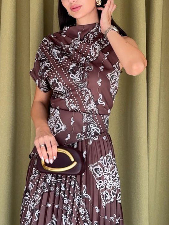 Elegant High-Neck Short-Sleeve Printed Blouse