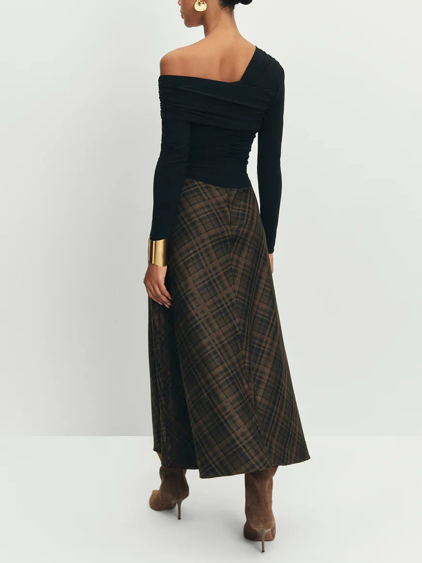 Elegant Off-Shoulder Ruched Long-Sleeved Top