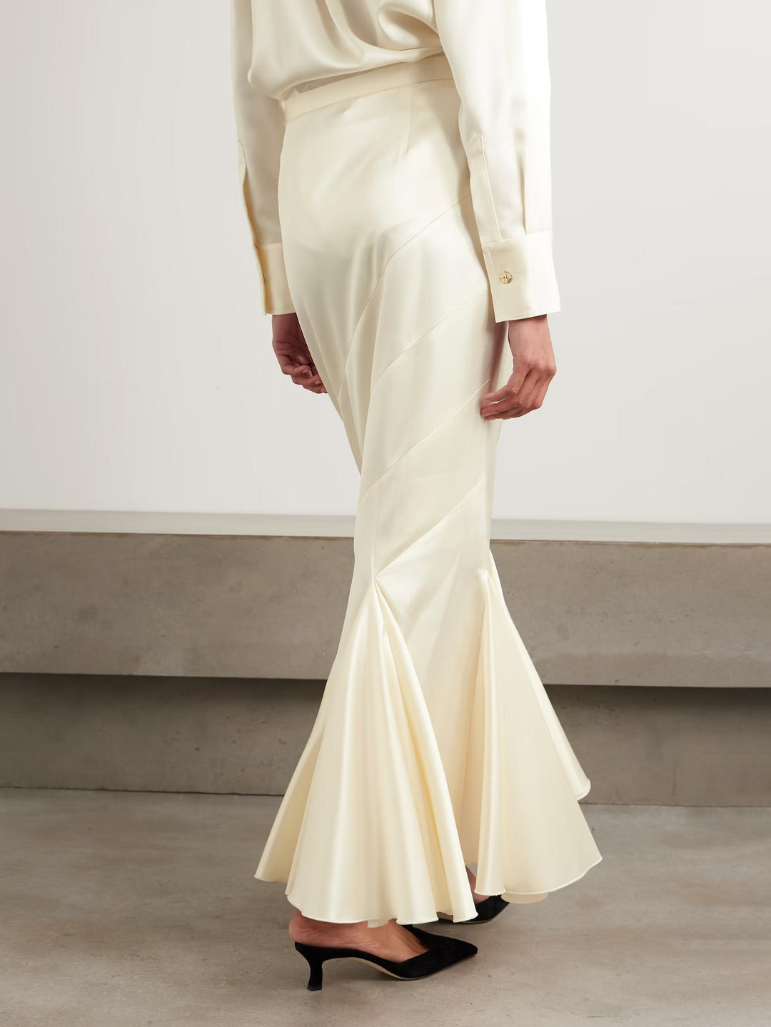 Elegant Pleated Satin Mermaid Maxi Skirt