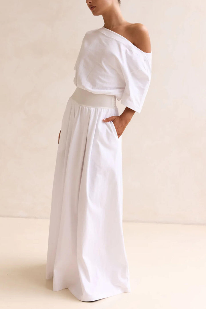 Exquisite Off-Shoulder Pleated Side Pocket A-Line Maxi Dress
