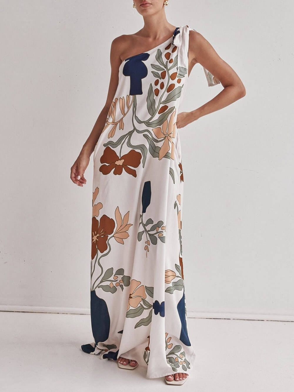 Unique Print One Shoulder Tie-up Pocketed Loose Maxi Dress