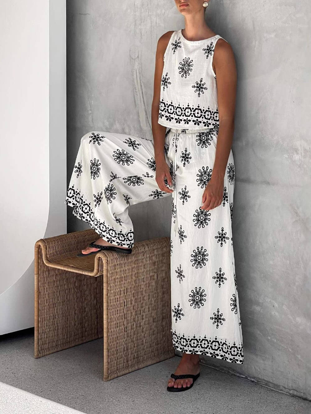 Fashionable And Casual Unique Printed Linen Vest Wide-Leg Pants Set