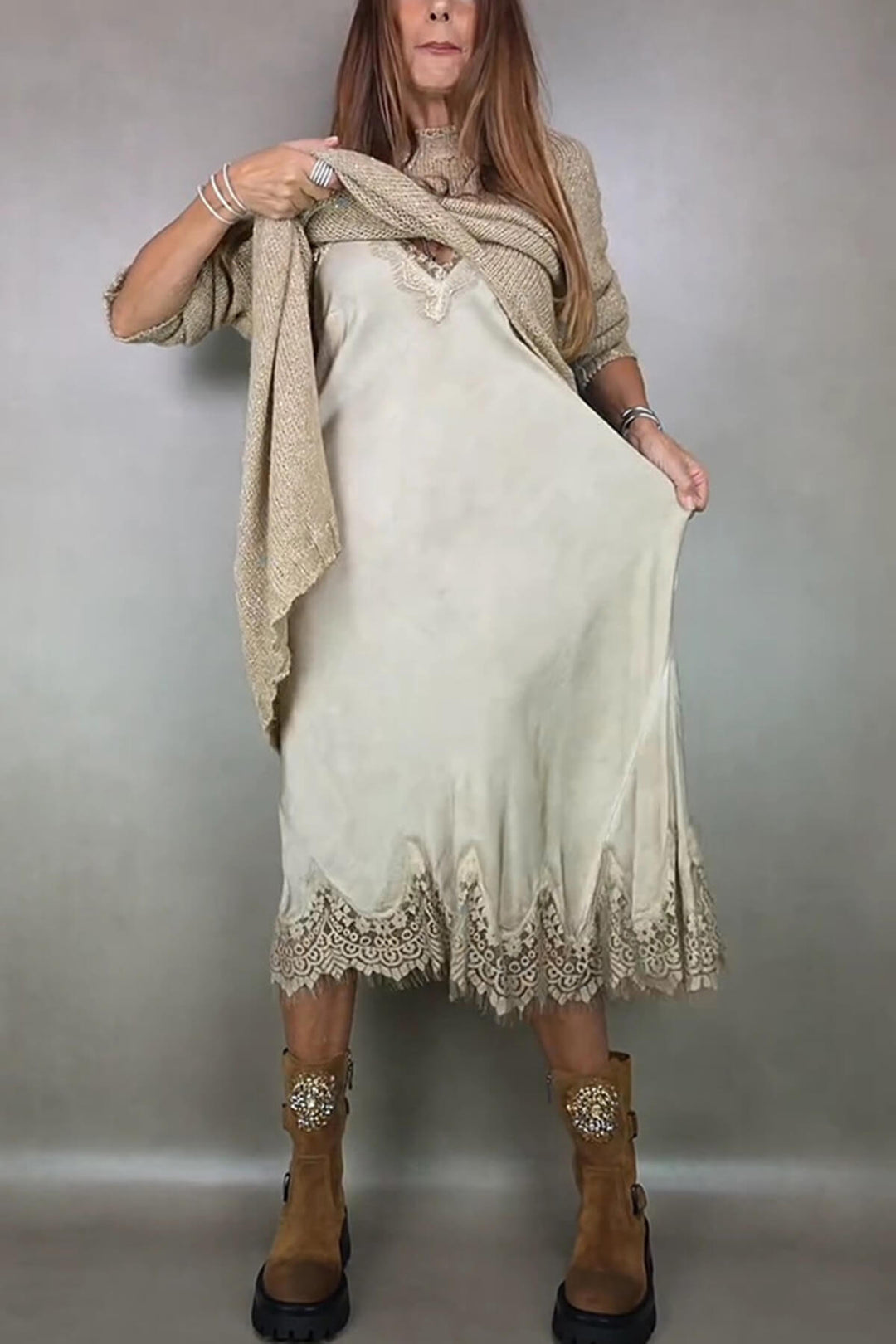 Fashion Lace-Trimmed Spaghetti Strap Casual Midi Dress