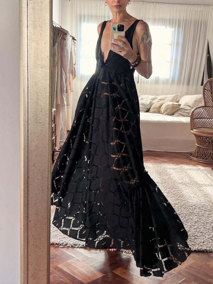 Elegant V-neck Hollow Lace Embroidery A-line Maxi Dress