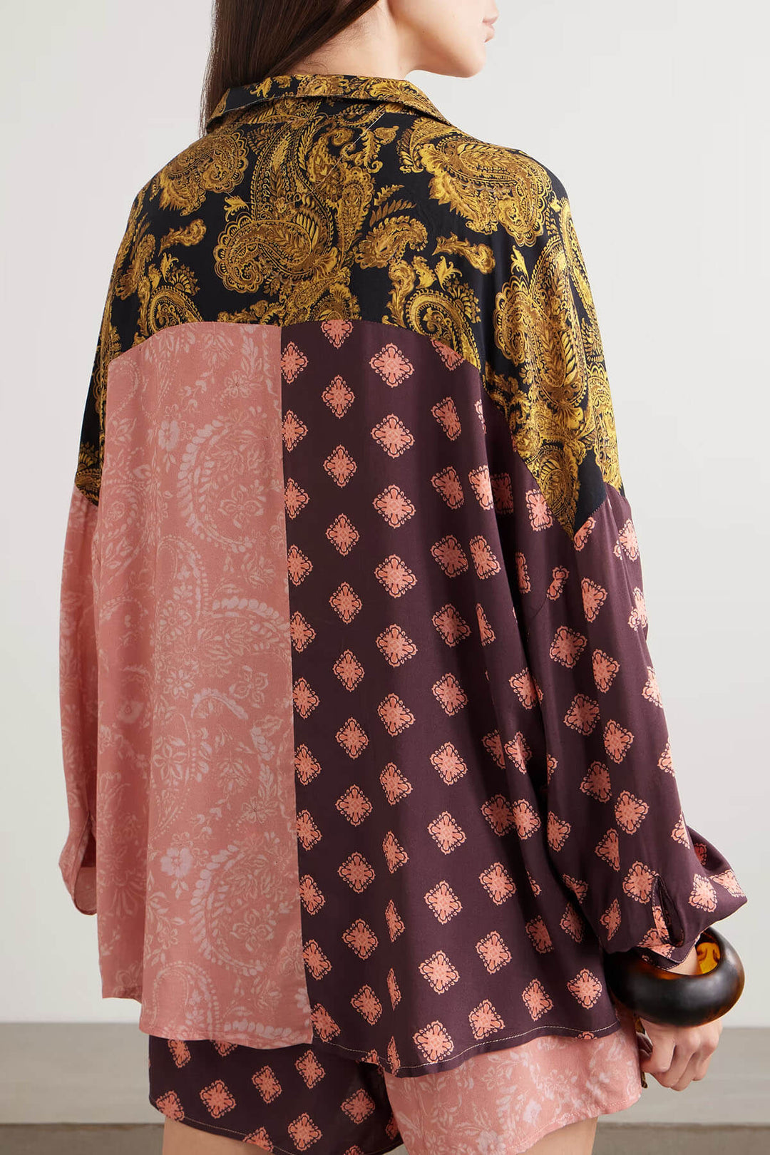 Exquisite Two-Tone Printed Loose Shirt And Pockets Elastic-Waist Shorts Set