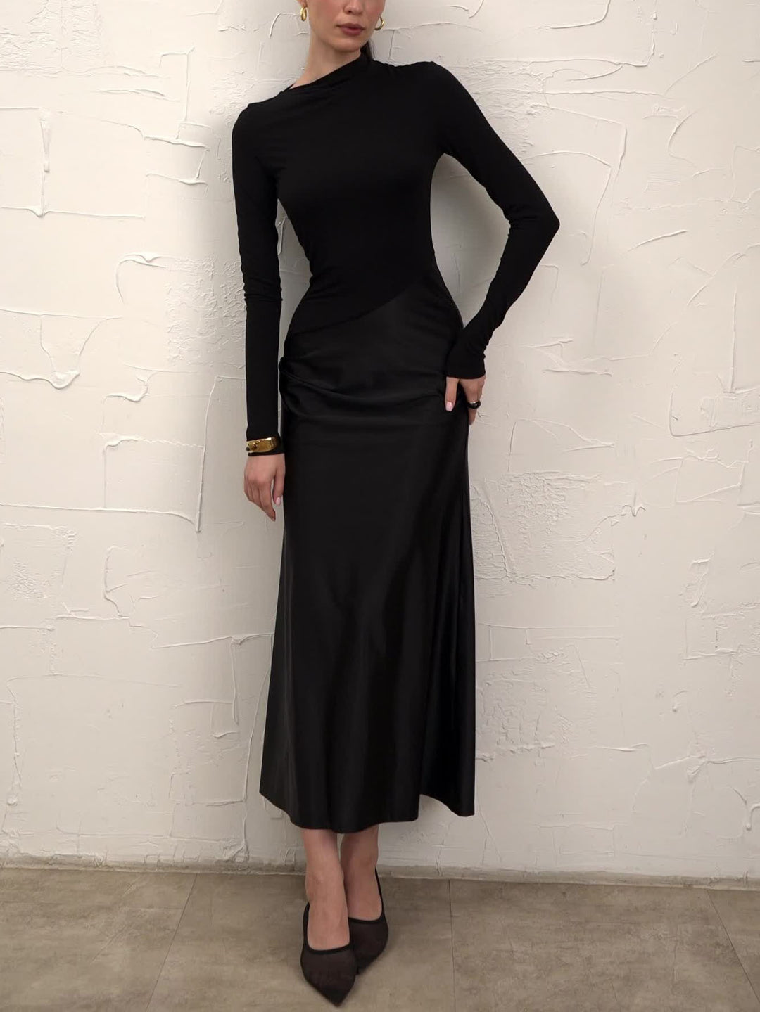 Elegant Asymmetrical Neckline Fitted Maxi Dress