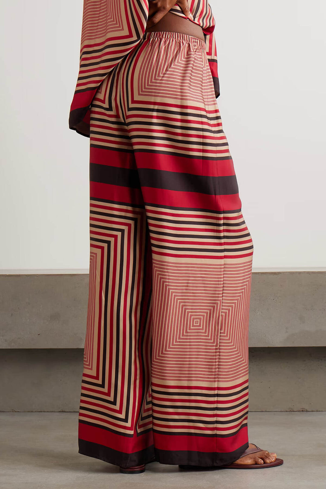Unique Striped Print Satin Elastic-Waist Wide-Leg Pants