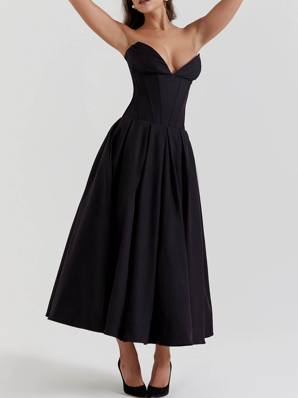 Robe mi-longue noire sans bretelles