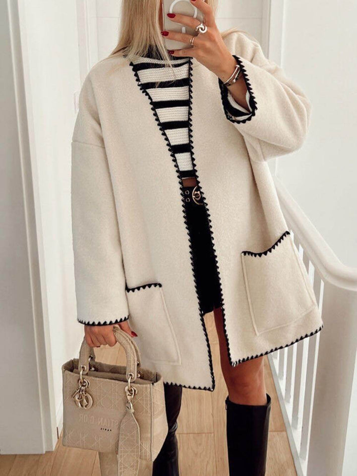 Fashionable Contrasting Woolen Coat