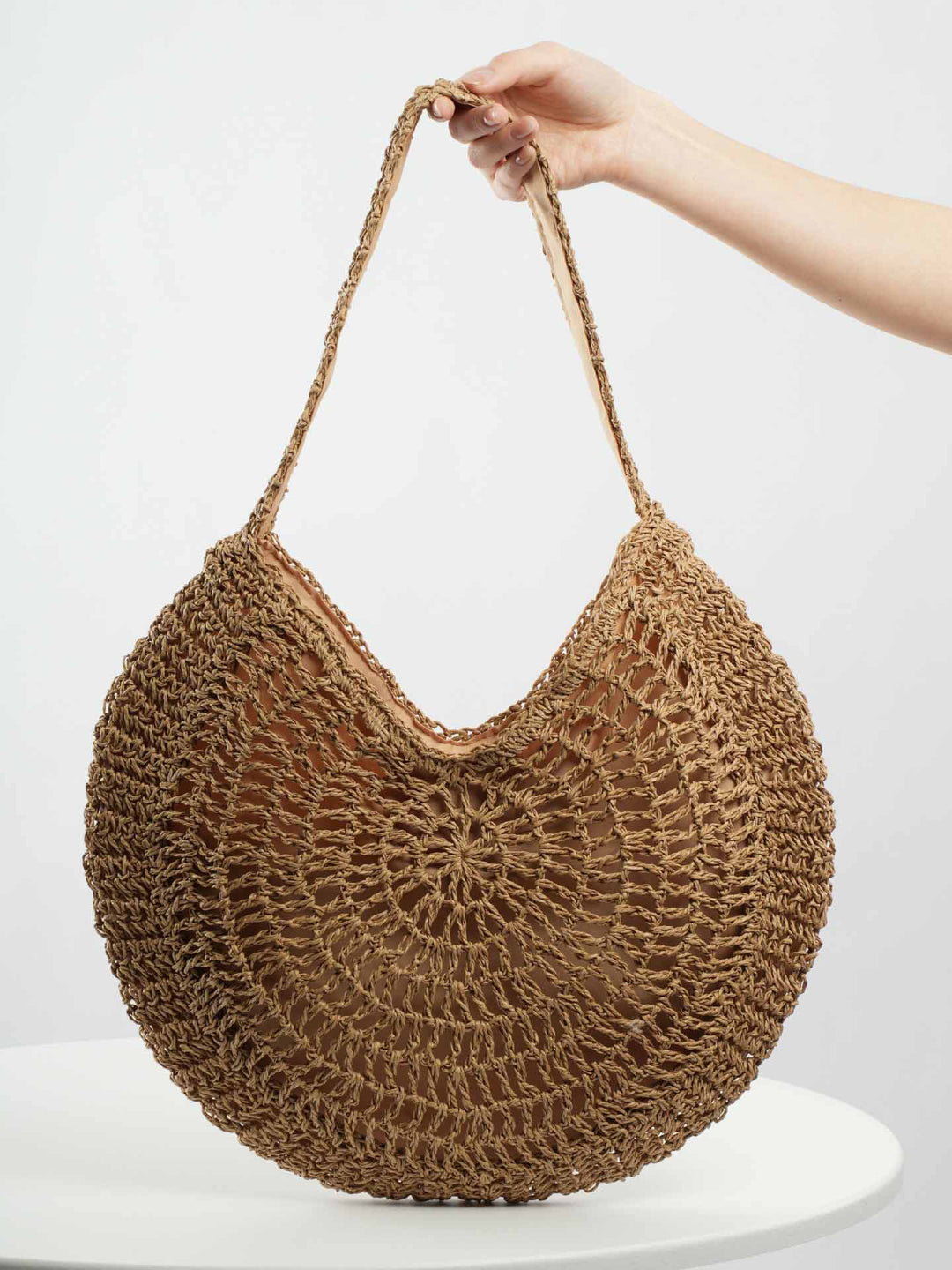 Handmade Straw Circular Hollow Holiday Leisure Shoulder Bag