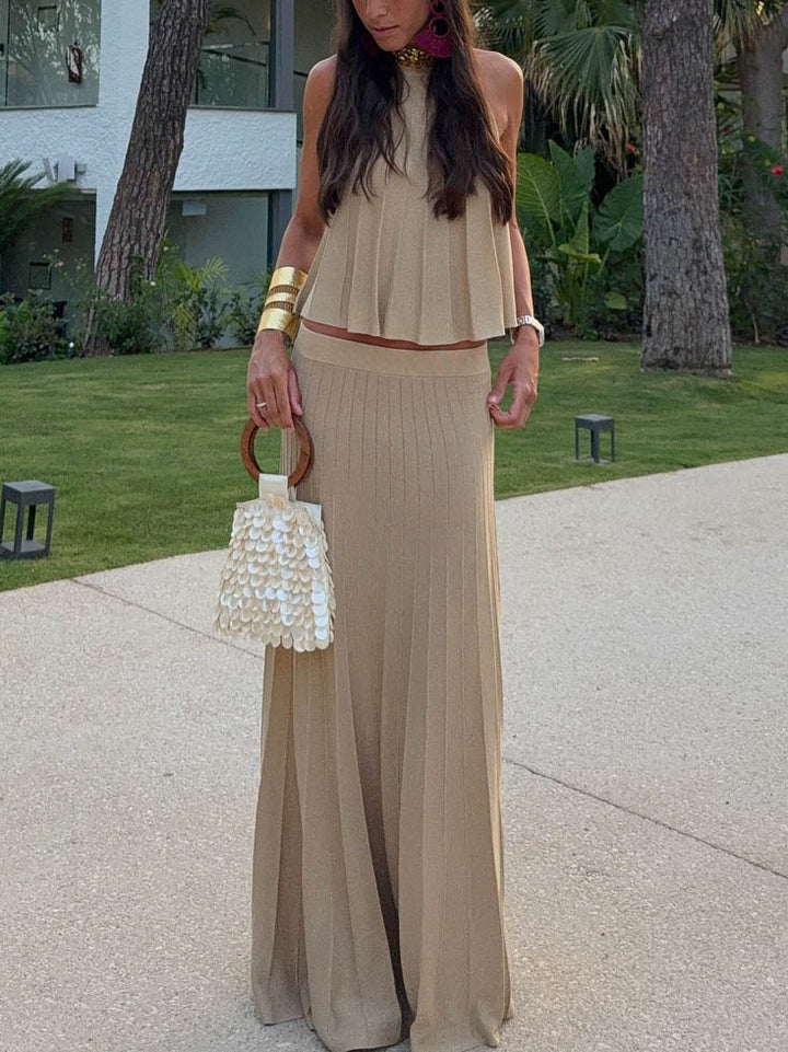 Elegant Pleated Holder-Neck Crop Top