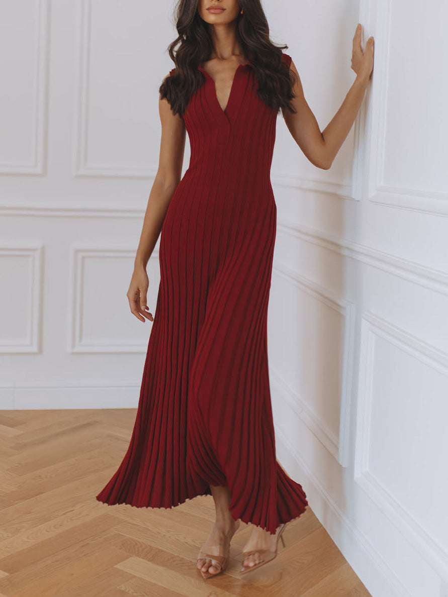 Elegant Pleated V-Neck Maxi Dress