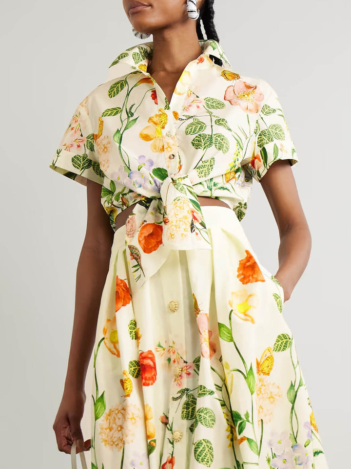 Retro Oil Painting Floral Print Short Lace-up Shirt