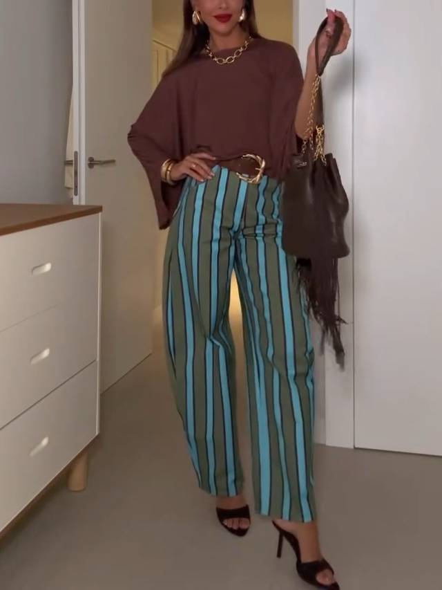Loose T-Shirt And Striped Printed Pants Set-Top