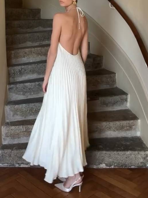 Minimalist Halter Neck Pleated Dress