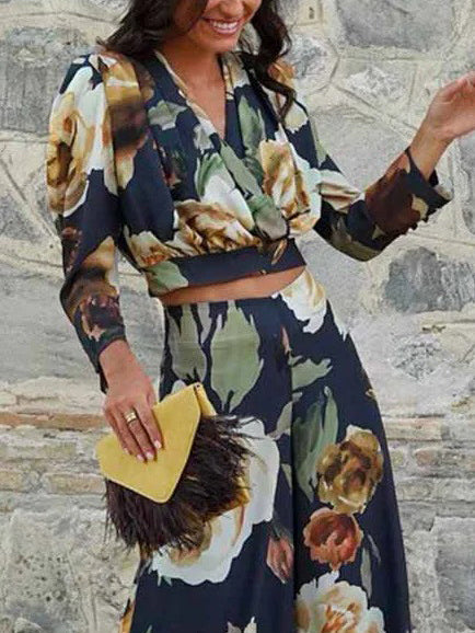Exquisite Floral Print V-neck Long-sleeved Shirt