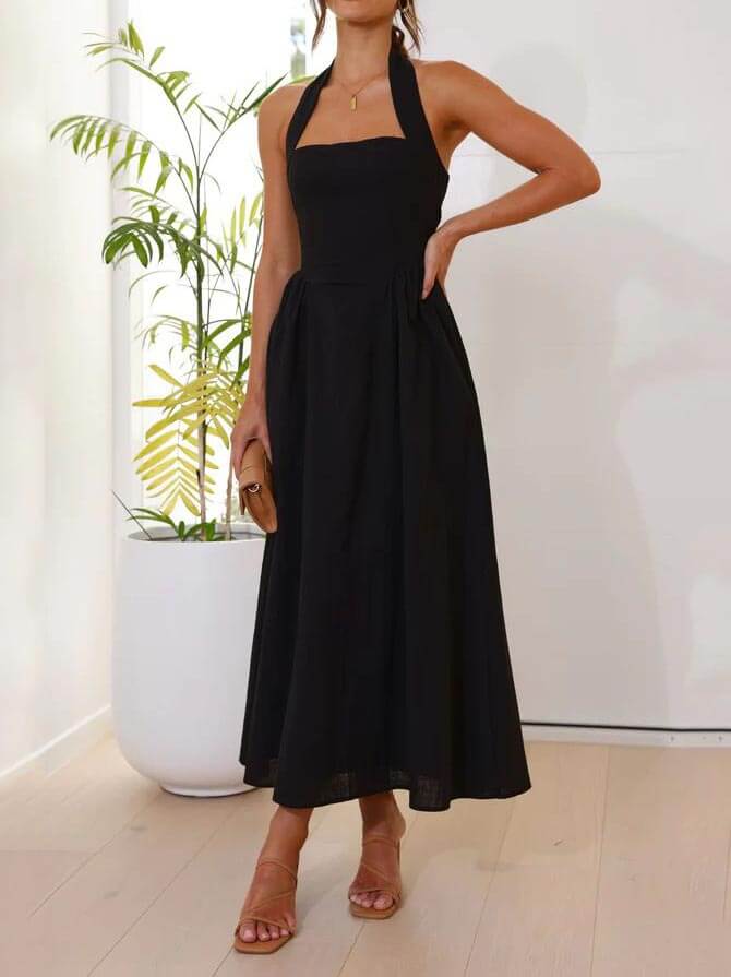 Petite robe noire à col licou et taille, robe mi-longue