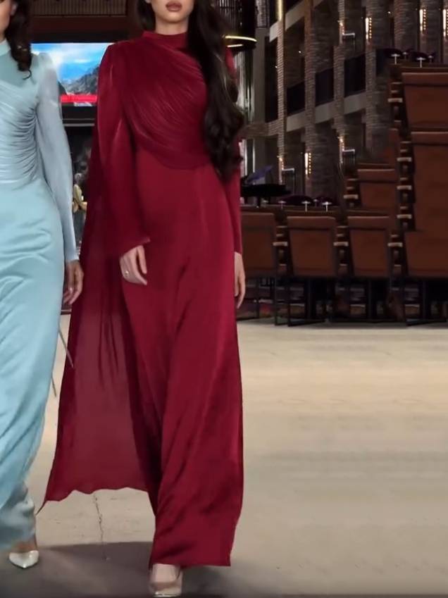 Pleated Design Ribbon Maxi Dress