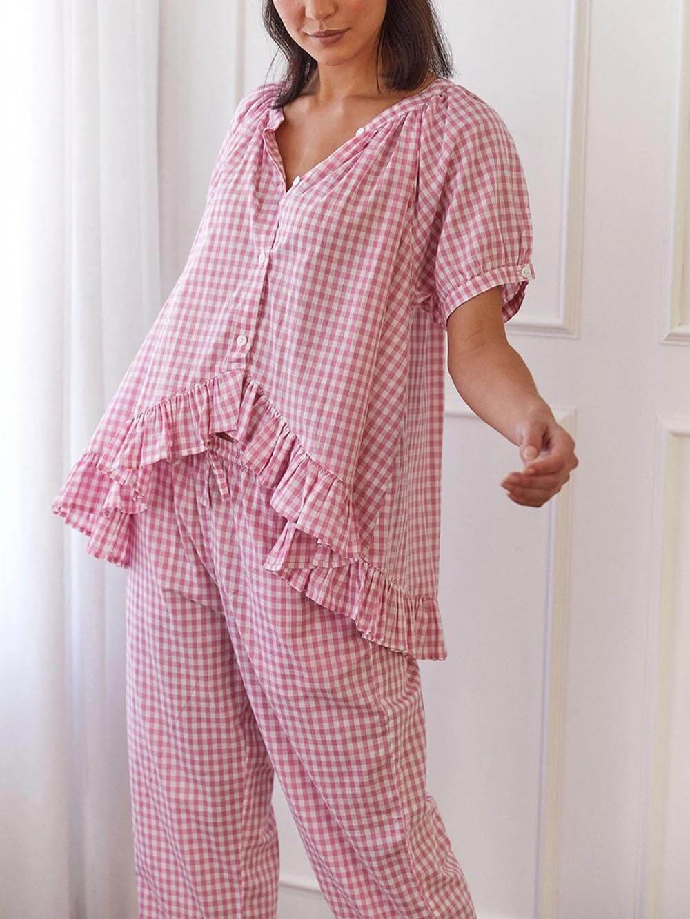 Lässiges Pyjama-Set mit gerüschtem Hemd und Karomuster