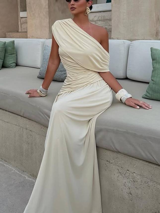 Off-shoulder Pleated Slim-fit Maxi Dress