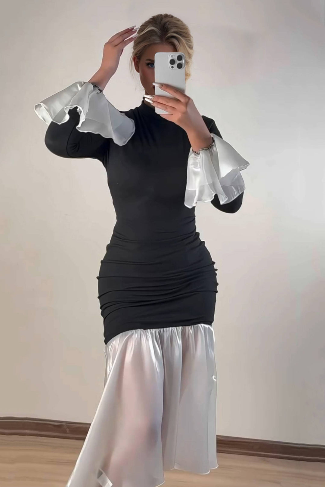 Color Contrast Fishtail Slim Fit Midi Dress