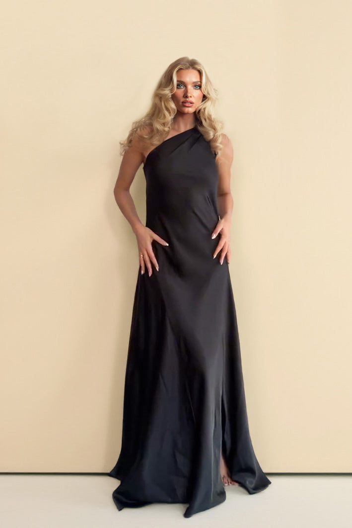 Off-Shoulder Front Slit Backless Maxi Dress