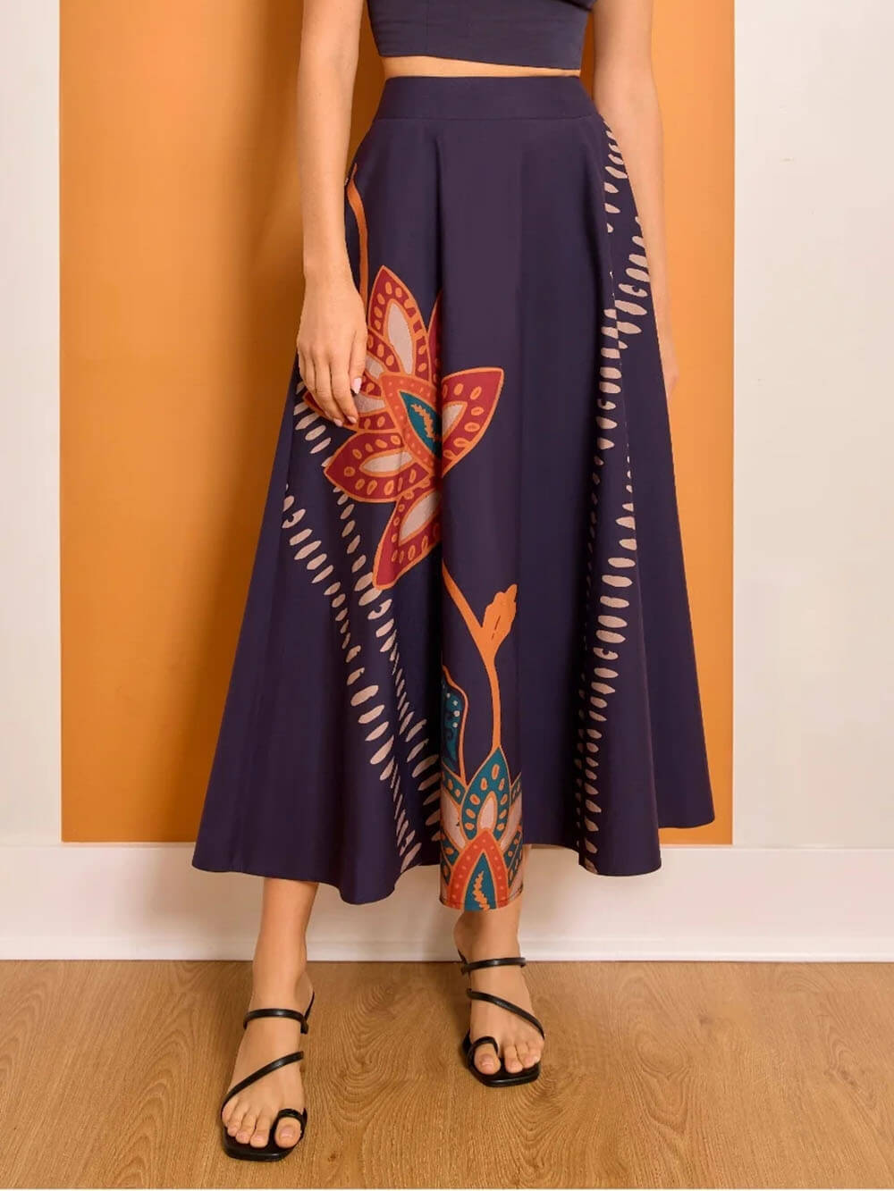 Exquisite Square-Neck Bow Tank Top And Printed A-Line High-Waist Midi Skirt Set