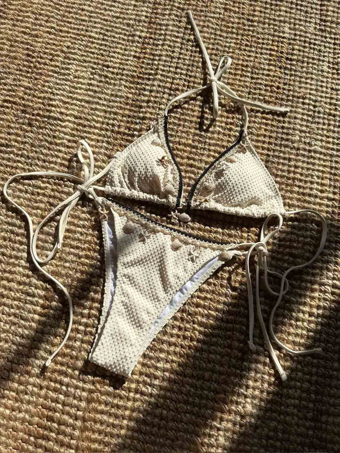 Lace Shell Solid Color Two-Piece Sexy Bikini Set