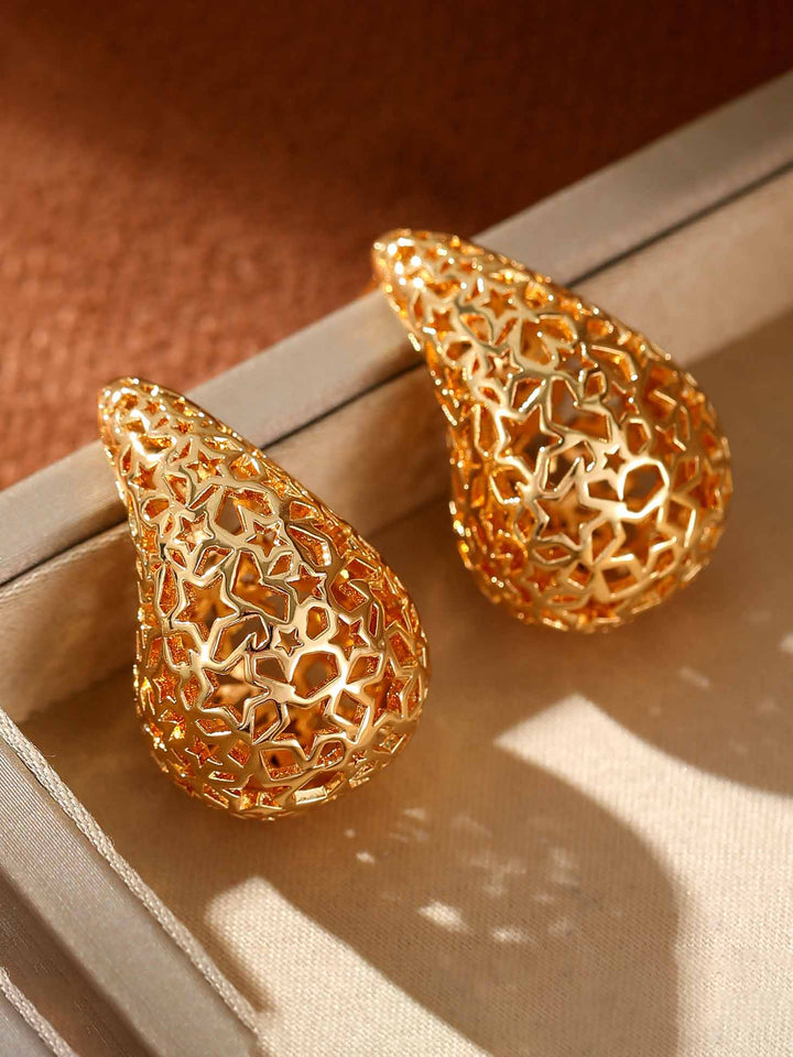 Palace Style Hollow Pattern Teardrop Earrings