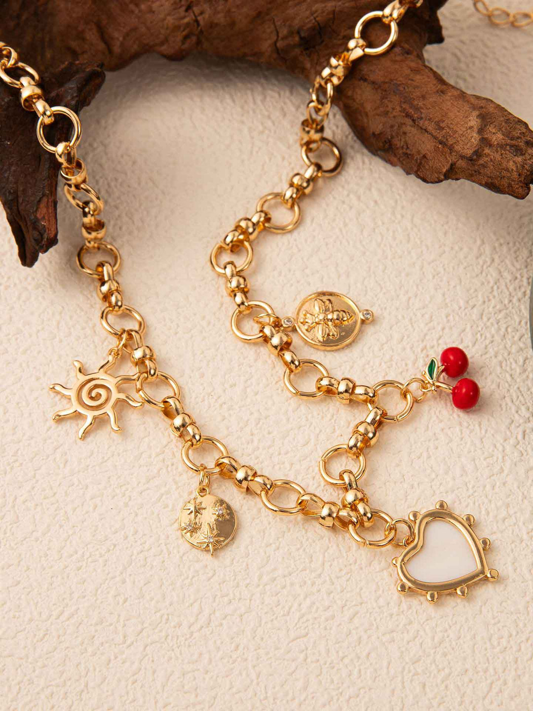 Retro Pastoral Series Love Bee Cherry Pendant Necklace